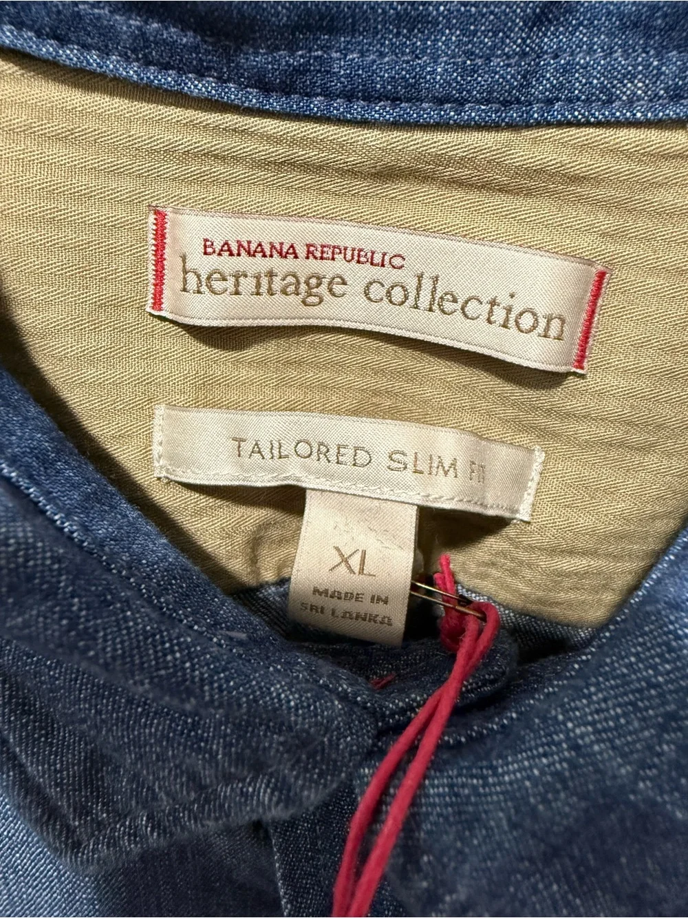 Banana Republic Men's Blue Denim Button-Up Shirt XL Slim Fit